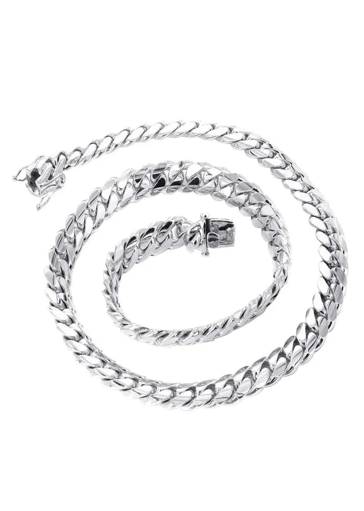 Add Bold Style with Women’s Cuban Chains from Daniel Jewelry NY